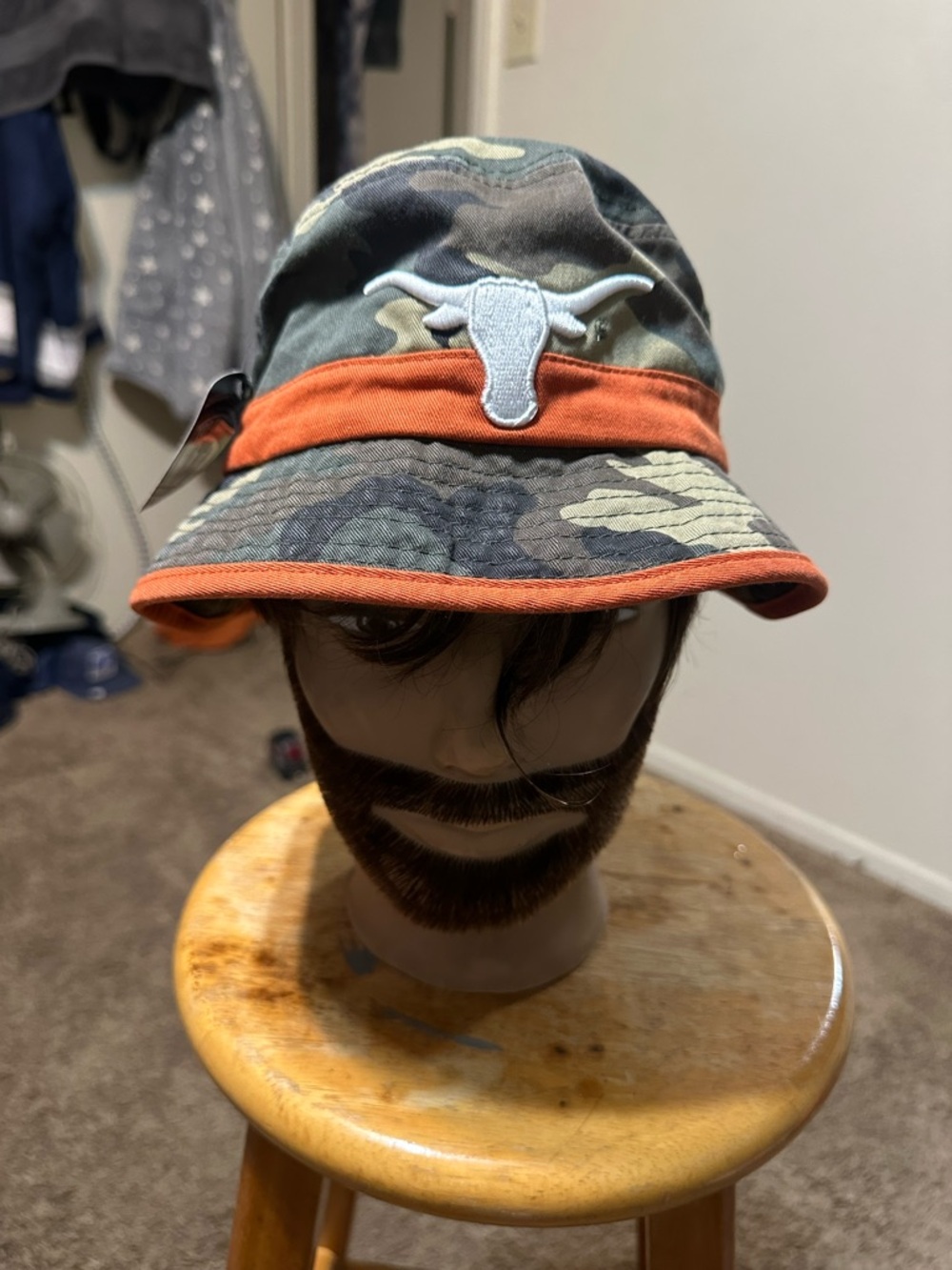 Vintage NCAA Texas Longhorns “camouflage” bucket hat 00s